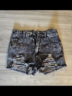 High-Waist Distressed Acid Wash Denim Shorts - Black/Grey
